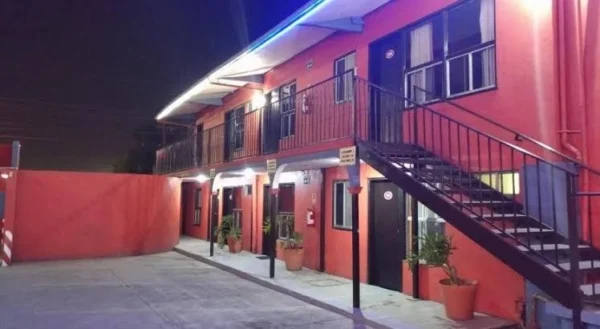 Motel Agora Ensenada