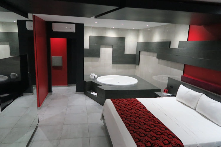 Motel Boutique XPress